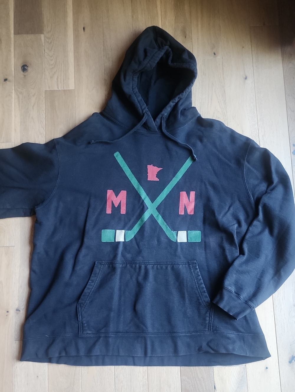 Men's Hockey Sweatshirt - size 2XL.